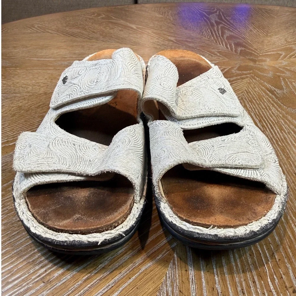 Finn Comfort Jamaika Sandals Slide Adjustable Strap White Silver‎ Size 41 US 10